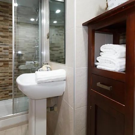 Apartment Fantastico Apartamento Para 7 Personas En La Mejor Zona Malaga