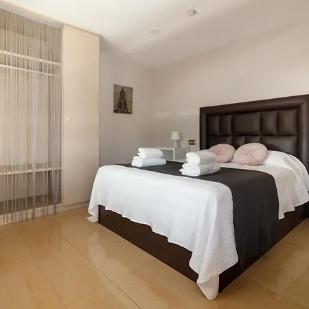 Fantastico Apartamento Para 7 Personas En La Mejor Zona Apartment